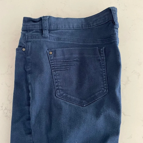 DKNY Jeans 5 Pocket Mid Rise Straight Leg Cotton Jeans Blue Sz 10 X 32 - Picture 2 of 11